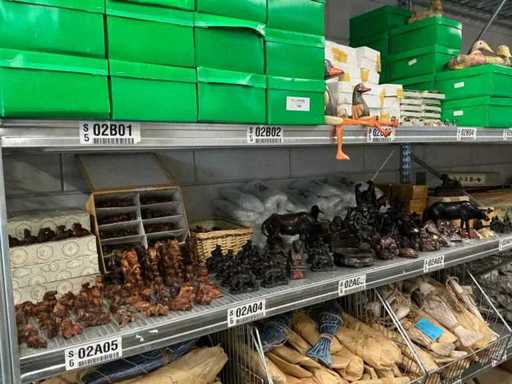 Partij diverse decoratie beeldjes (354x)