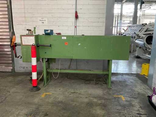 Lang - - Machine à découper des noyaux