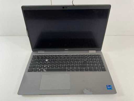 Dell Latitude 5520 15,6", Core(TM) i7 11. generacji, 16 GB RAM, 512 GB NVMe Laptop