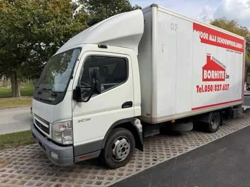 Mitsubishi - FB832/2 - Van