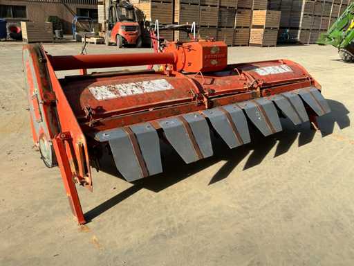 Amac GF-5 Grondfrees