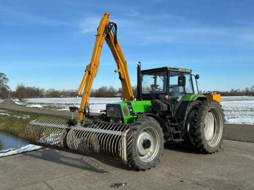 1989 Ciągniki rolnicze Deutz-Fahr DX4.51 SE z napędem na wszystkie koła
