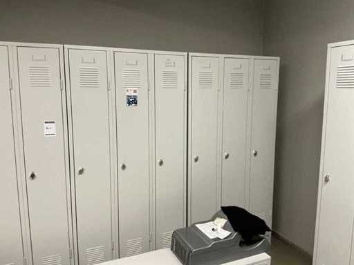 3-deurs lockerkast (4x)