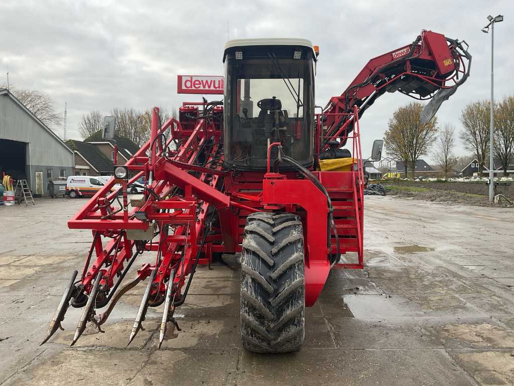 1999 Dewulf 2RWIZK 2 row carrot harvester Troostwijk Auctions