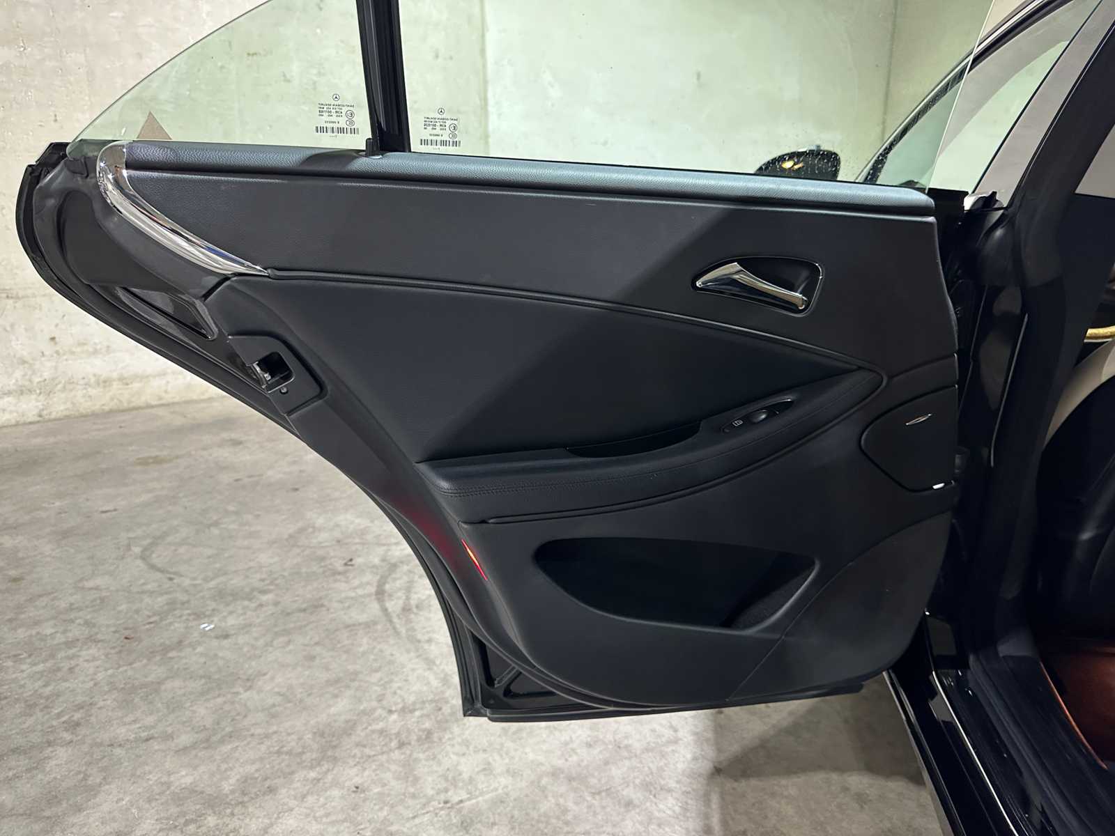 Mercedes-Benz CLS320 CDI Prestige Designo 224pk 2008 CLS-klasse, 73-ZF-GR