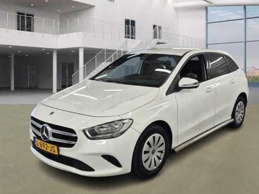 Mercedes-Benz B-Class 200d, L-692-JS
