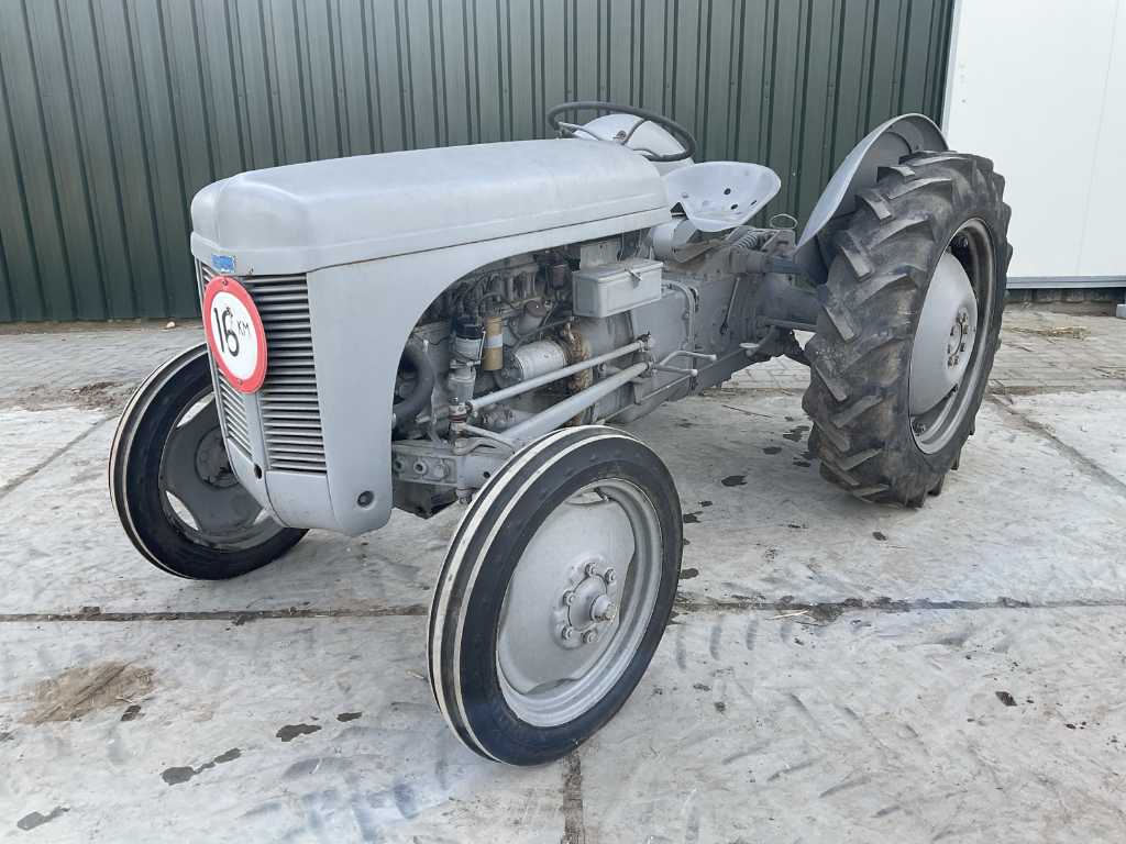 1950 Ferguson TED Classic Car Tractor