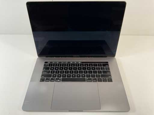 Apple MacBook Pro 15.4", Core(TM) i7 9th Gen, 32 GB RAM, 256 GB NVMe Laptop