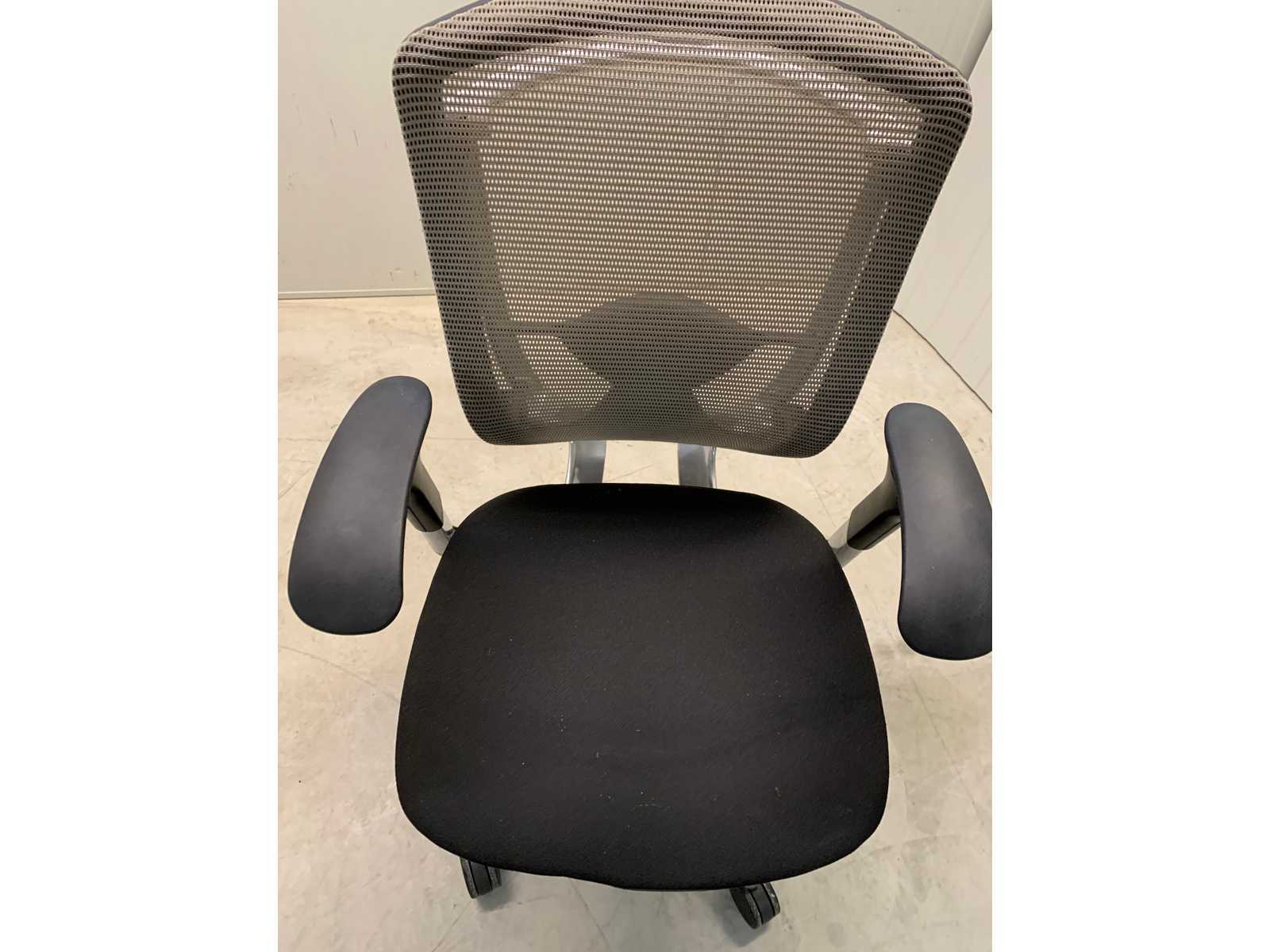 Contessa best sale office chair