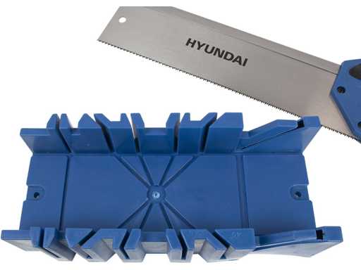 Hyundai verstekbak met zaag 350mm