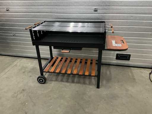 BBQ au charbon de bois Tarrington House Bratislava