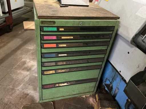 7-laden metalen werkplaatskast met inhoud