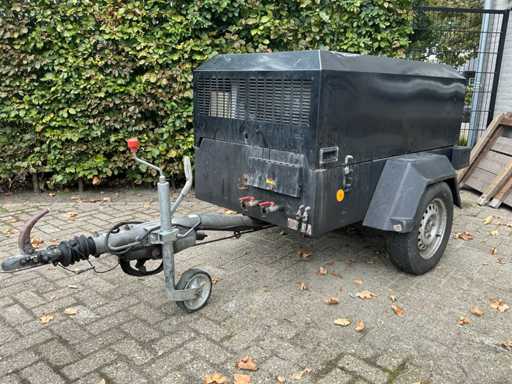 2009 Doosan W700 Luchtcompressor