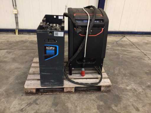 2022 Li ion accu Accu's en Laders