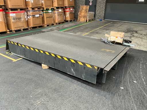 Rampe de chargement pour quai de déchargement