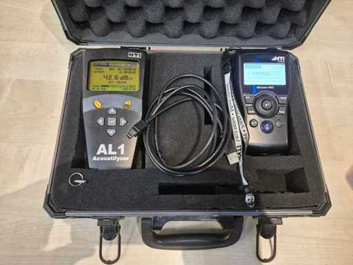 Set di analizzatori acustici audio NTI