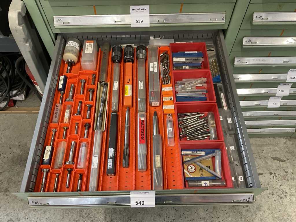 Lot de divers outils de coupe