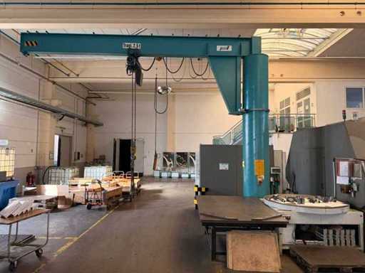 Taucha Krane - ZSD 2500-6/4,5 - 2006 - Säulenschwenkkran 2.500 kg mit elektrischem Kettenzug