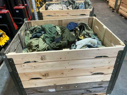 Various NL Army Clothing