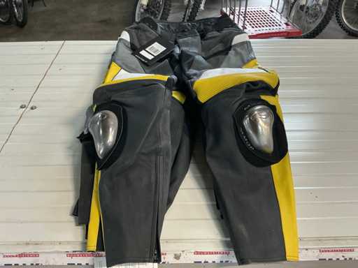 MQP Mach pnt 04 Motorradhosen 60 (5x)