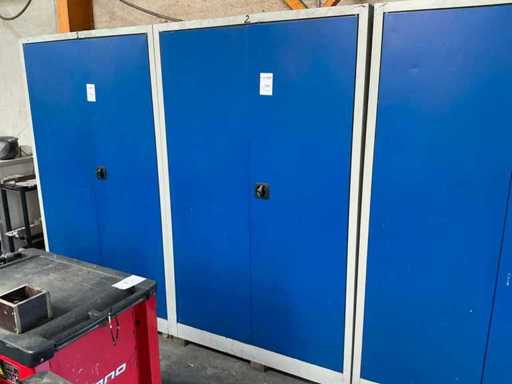 Armoire porte-porte articulée avec contenu