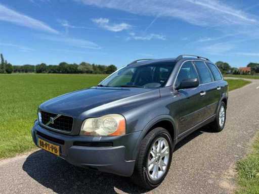 Volvo - 2004 - XC90 - 2.5 T Exclusive - 7 persoons - 88-PT-PB - Personenauto