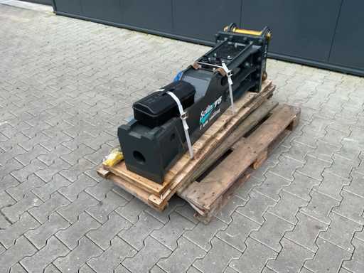 2025 Skid Steer Loader Sailing 75