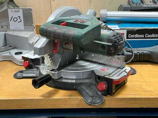 Machine à scie circulaire découpée au laser Metabo KS216