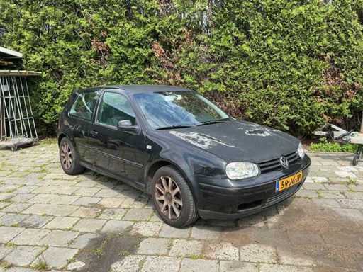 Volkswagen Golf 1.6-16V Trendline 59-JG-ZP