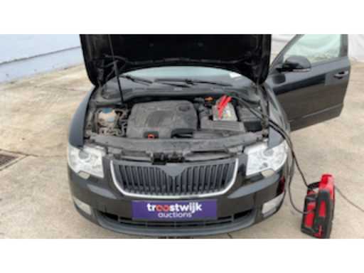 4efb0b0e-f06a-4637-ac0b-840e09fb20df.mp4