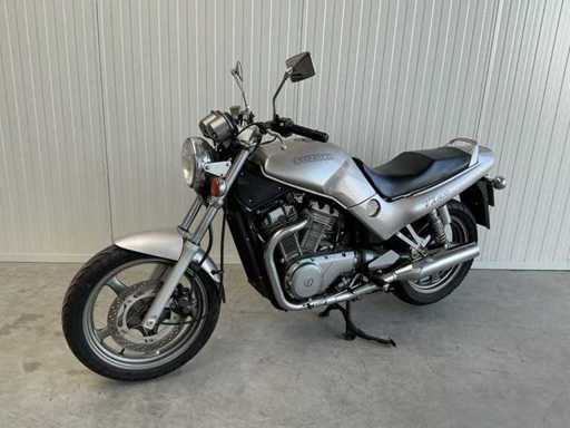 1993 - Suzuki - Tour - VX 800 - Motorcycle