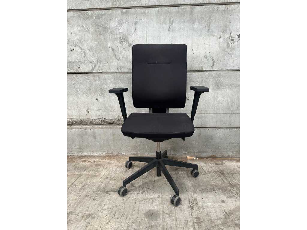 Office chair 