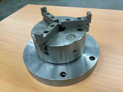 3 chuck with clamping plate Turning tool