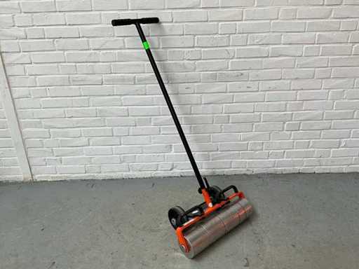 Rolă de presiune Wolff pentru pardoseli