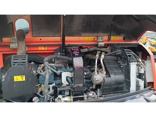 Motor%2520Kubota%2520KX%2520080.mp4