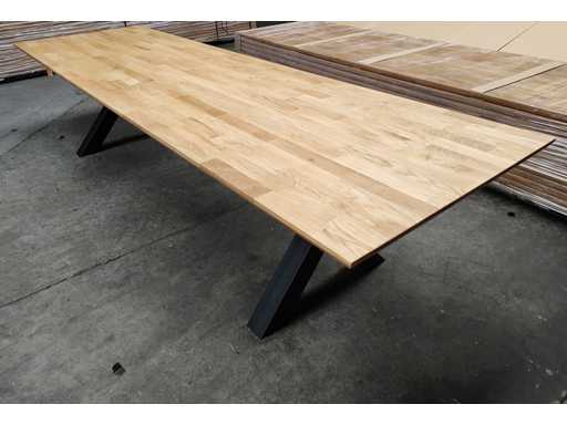 1x Blat de conferin?? din stejar masiv 4m