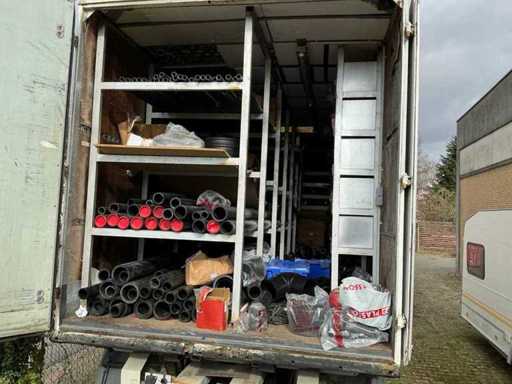 Een enorme selectie fittingen/leidingen, inclusief aanhangwagens