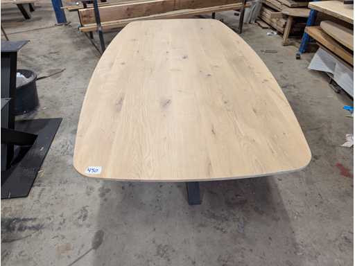 Table à manger danoise ovale 240 x 110 cm