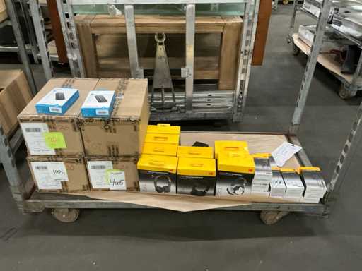 Cuffie Kodak, Anker e power bank (9x)