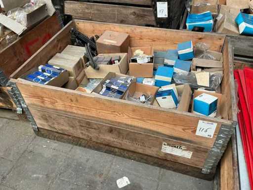 Batch of engine parts