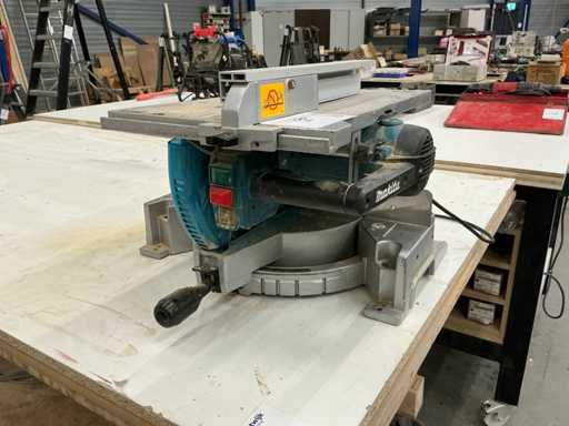 Makita LH1200FL Crosscut Circular Saw Machine