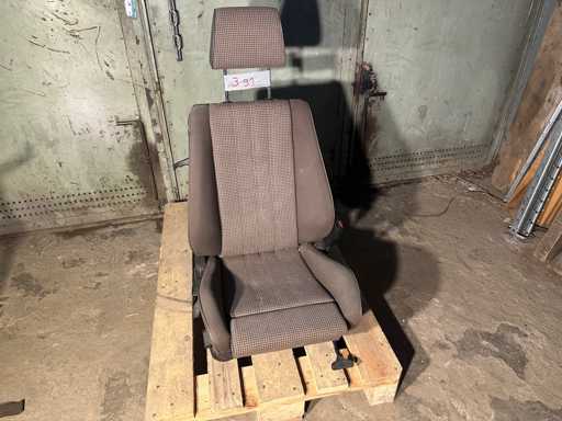 Car Seat E30 Convertible