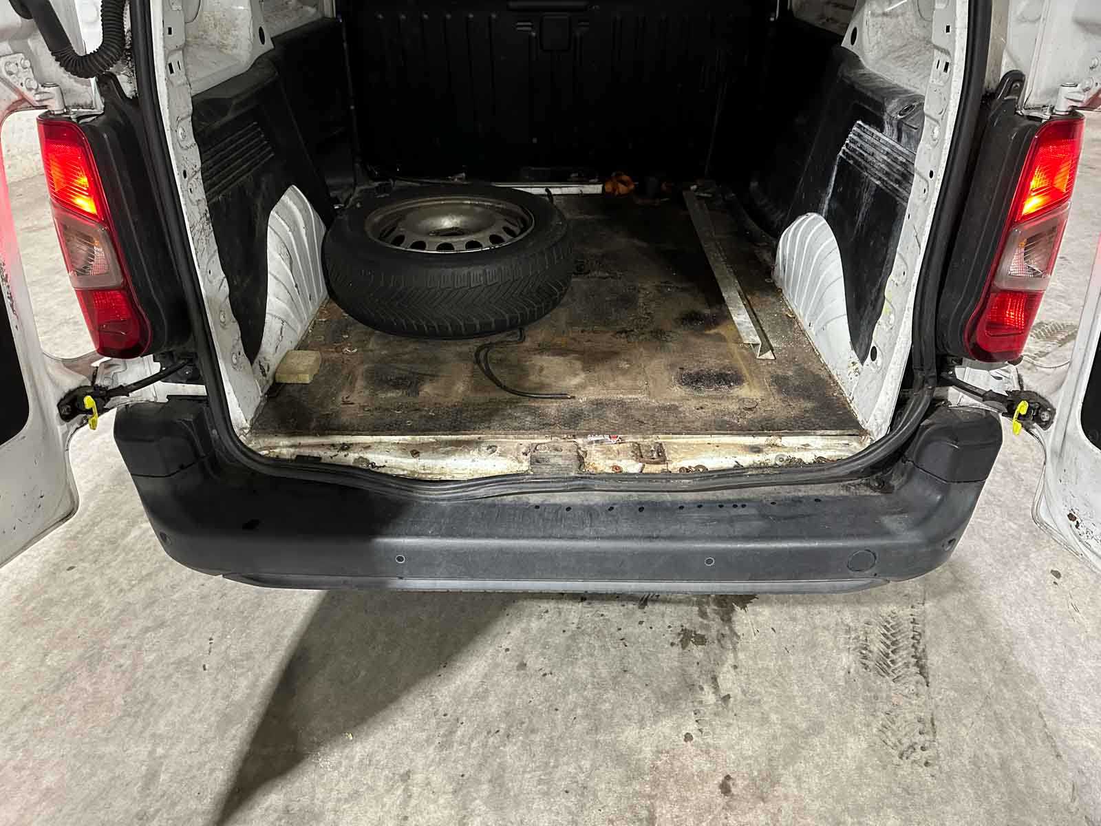 Peugeot Partner 1.6 BlueHDI 75 74pk 2019 (Origineel-NL+1e eigenaar), V-641-VZ 