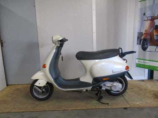 Vespa - Skuter - ET-4 - Skuter