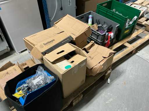 Impreza z różnymi zapasami solarnymi