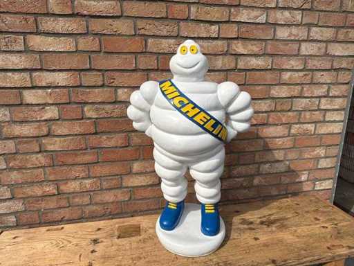 82 cm hohe Skulptur