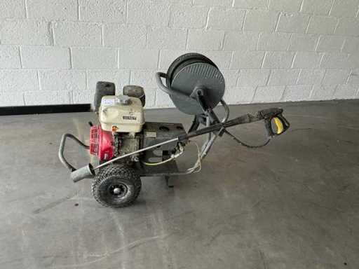 Myjka ciśnieniowa Kärcher 1050B