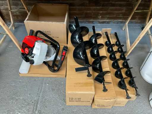 HH - TMD520-3 - Earth auger incl. 4 drills