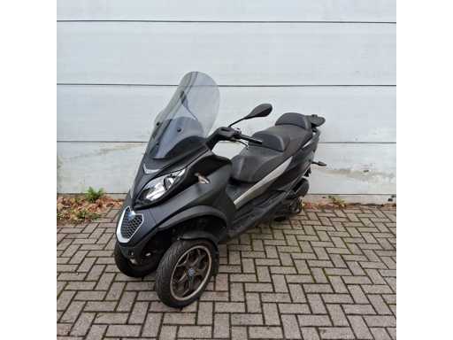 Piaggio mp3 300 LT abs, 4685