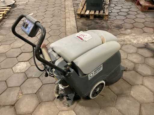 BA 410 Detergente per pavimenti